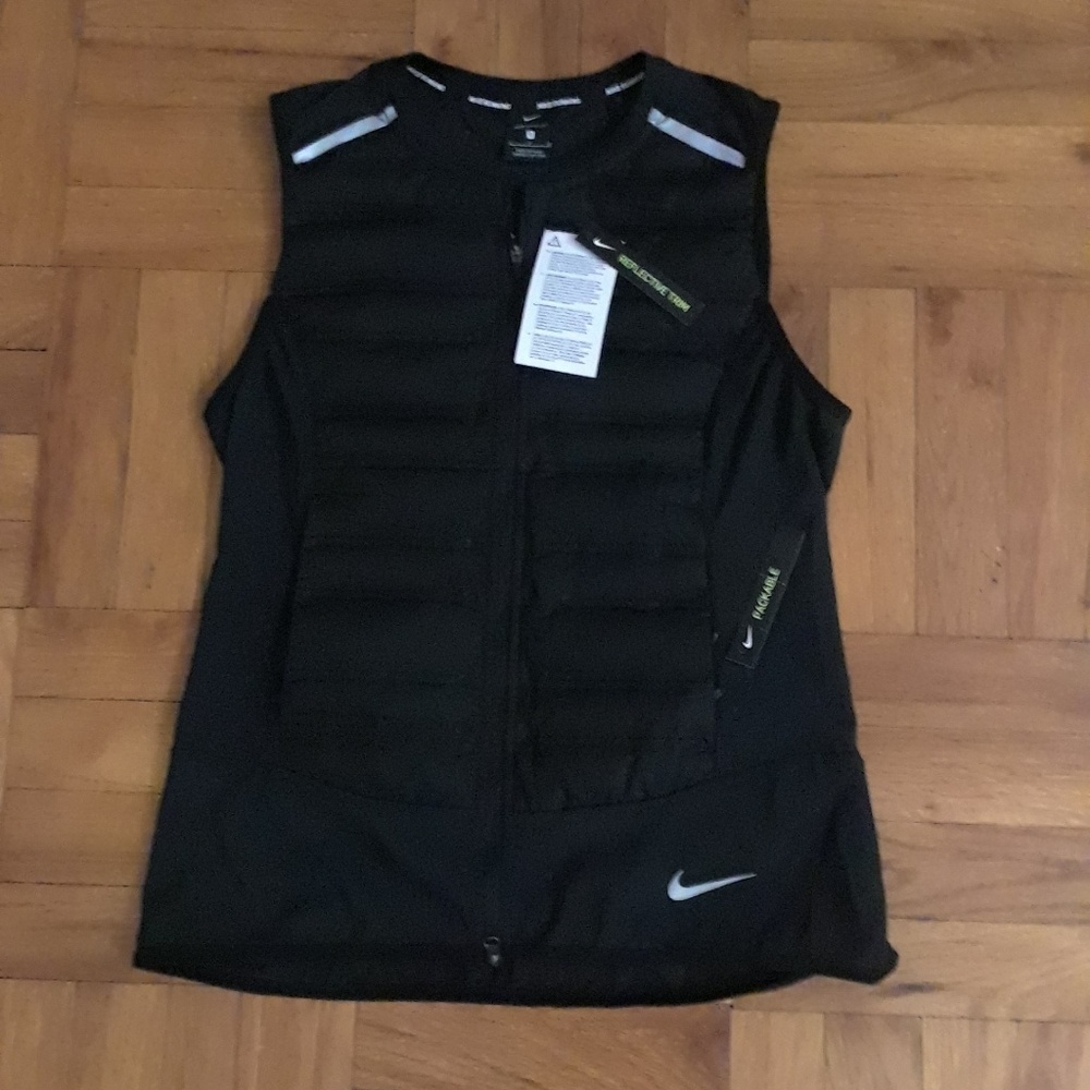NWT Nike Running Aeroloft Packable Vest